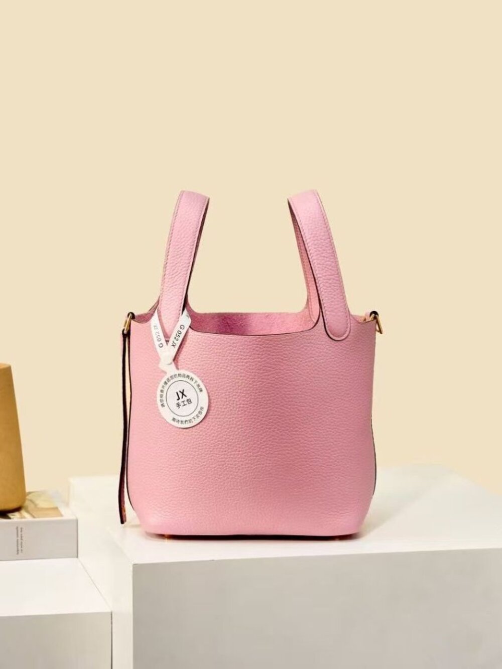 Classic Hermes Bag: A Stylish and Versatile Choice for Elegance